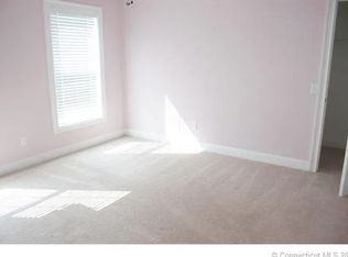 9 Two Mile Hill Rd, Waterford, CT 06385