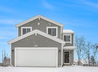 2401 Richardson Ct, Waterford, MI 48327
