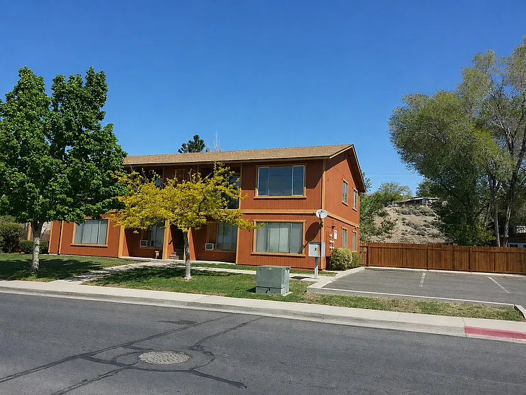 3365 Scottsdale Rd — Photo 1