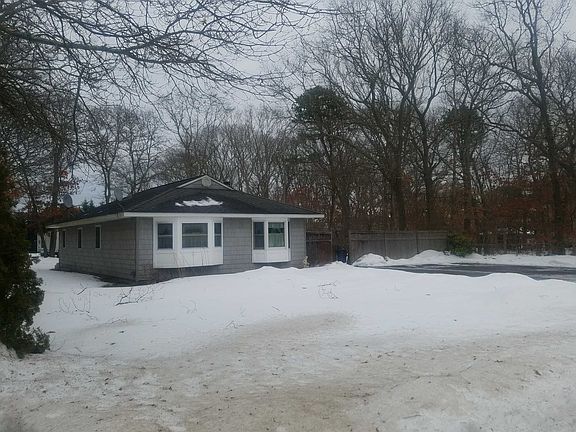 2nd image of 139 Chichester Ave