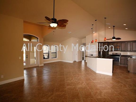 4th image of 3405 SW 12th Ave