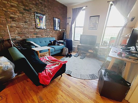 5th image of 4512 3rd Ave #3L
