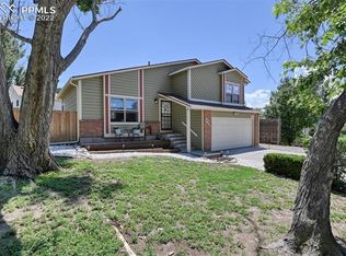 4590 W Old Farm Cir, Colorado Springs, CO 80917