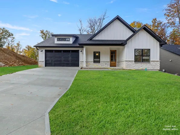 1743 W Ezekiel Dr, Bloomington, IN 47403