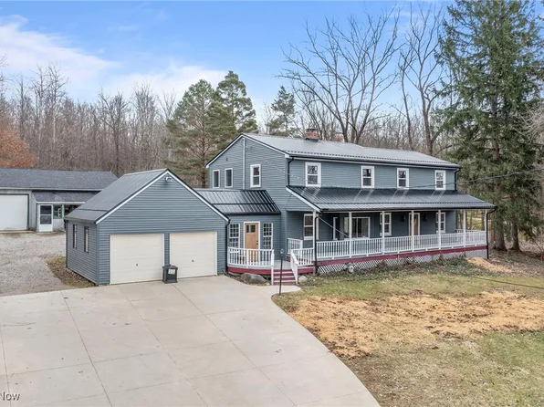 323 River Rd, Hinckley, OH 44233