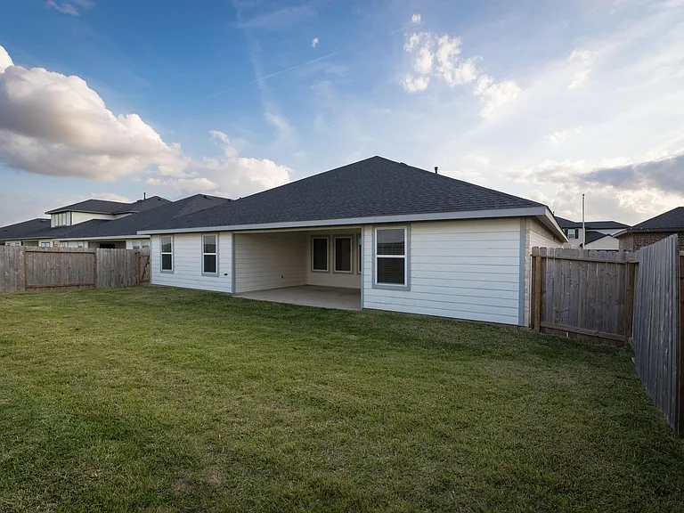 31514 Avebury Lake Ln — Photo 44