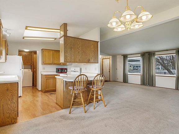 4th image of 312 S Columbia Center Blvd Unit 34
