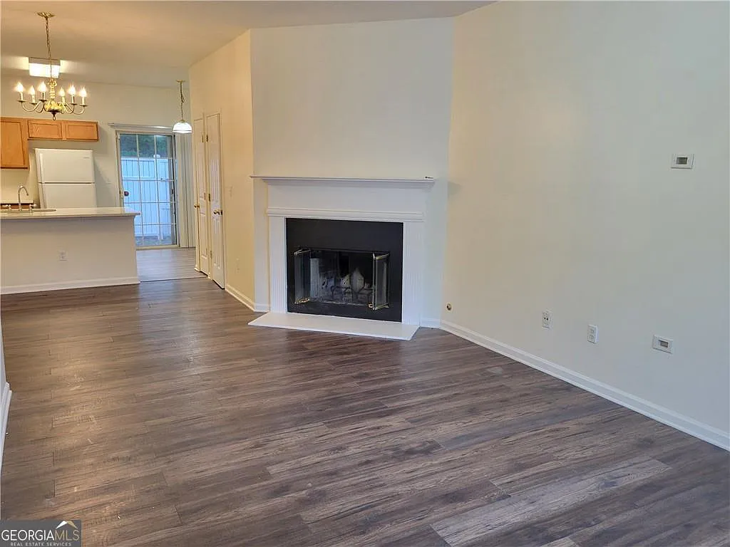 Building Photo - 1497 Cove Creek Cir