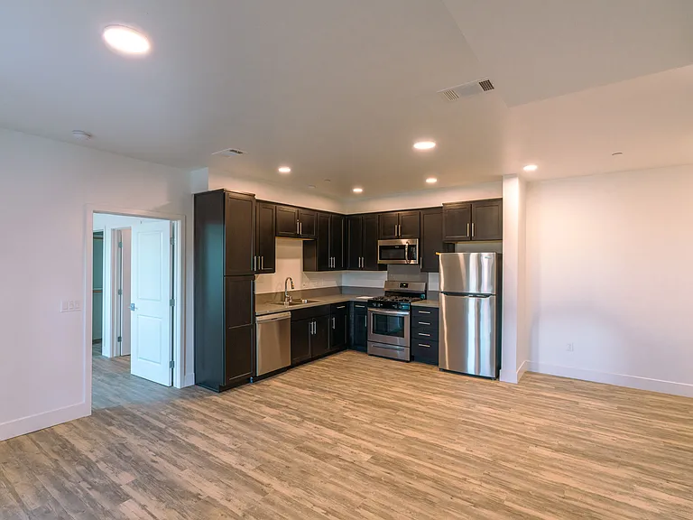 Vela Apartments — Photo 10
