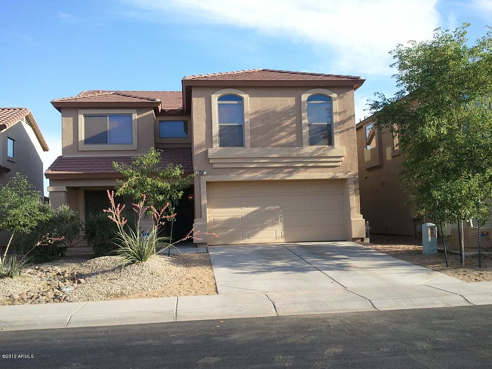 1st image of 40783 W Thornberry Ln