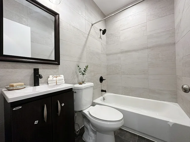 798 McDonald Ave #3A — Photo 17