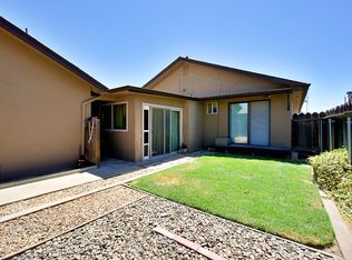 12520 W F St, Kerman, CA 93630