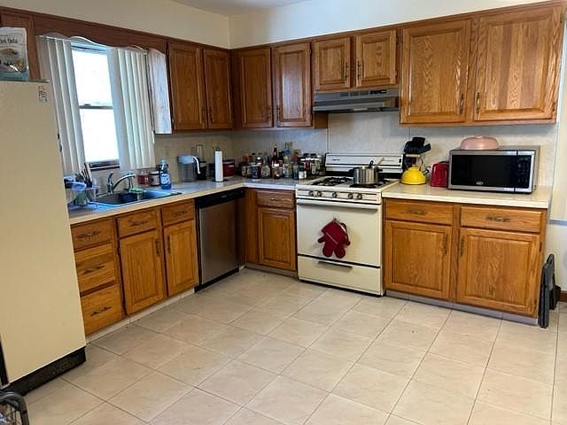 1st image of 935 Columbus Ave #2