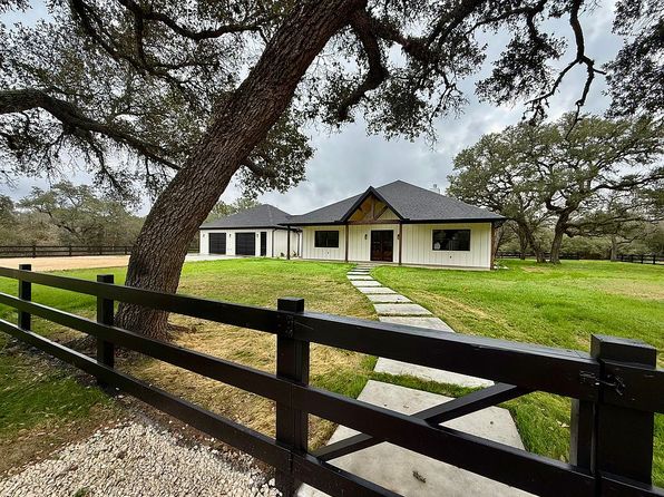 1109 County Road 157