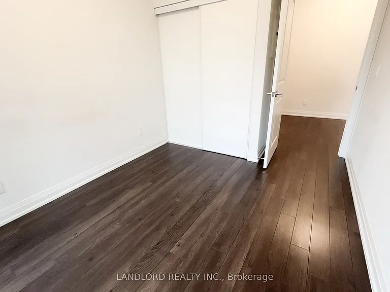 10 Meadowglen Pl #1202 — Photo 15