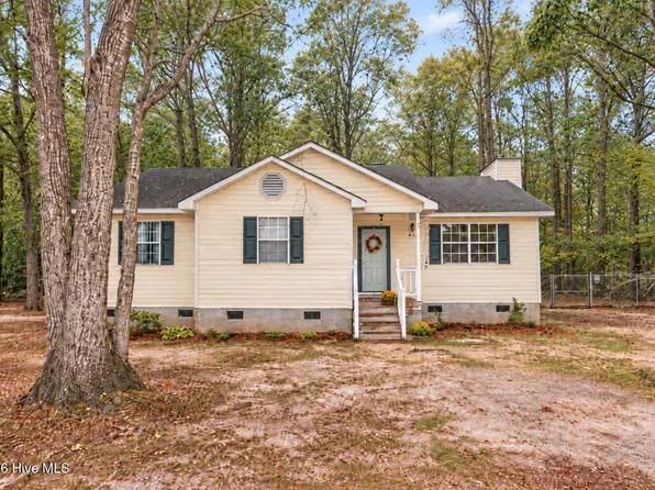 222 Deer Walk Lane, Tarboro, NC 27886