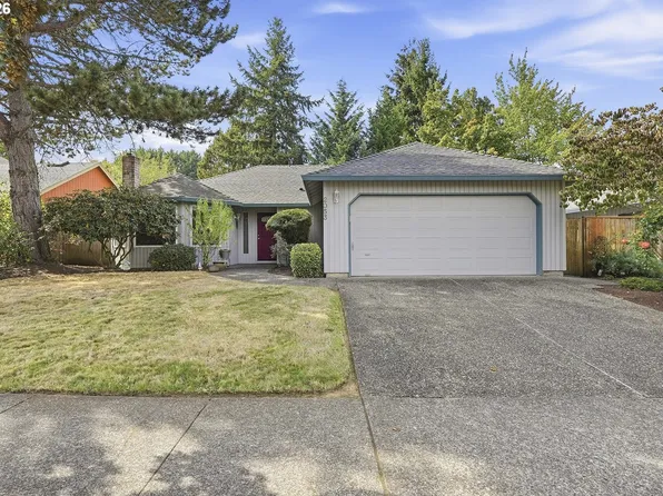 2053 SE 74th Ave, Hillsboro, OR 97123