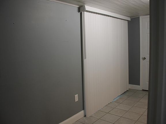 Sliding glass door to porch - 1of2