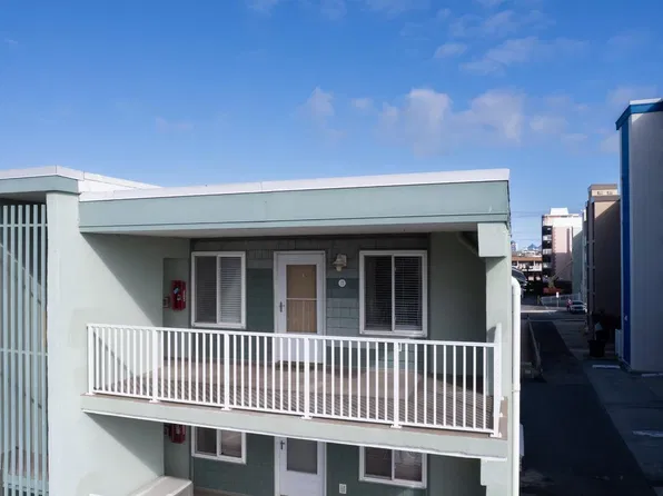 6 50th St Unit 13, Ocean City, MD 21842