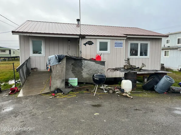 6253 Karluk St, Barrow, AK 99723