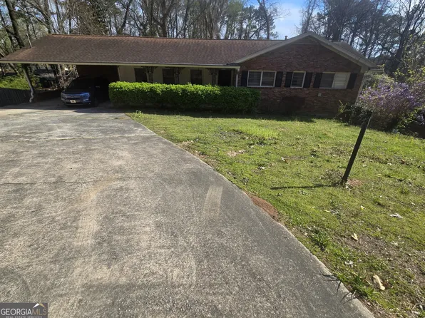 2790 Hogan Rd, East Pt, GA 30344