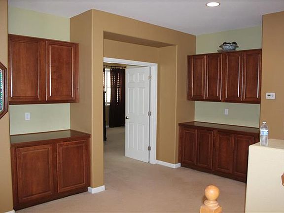 4th image of 2417 Darby Rose Ln