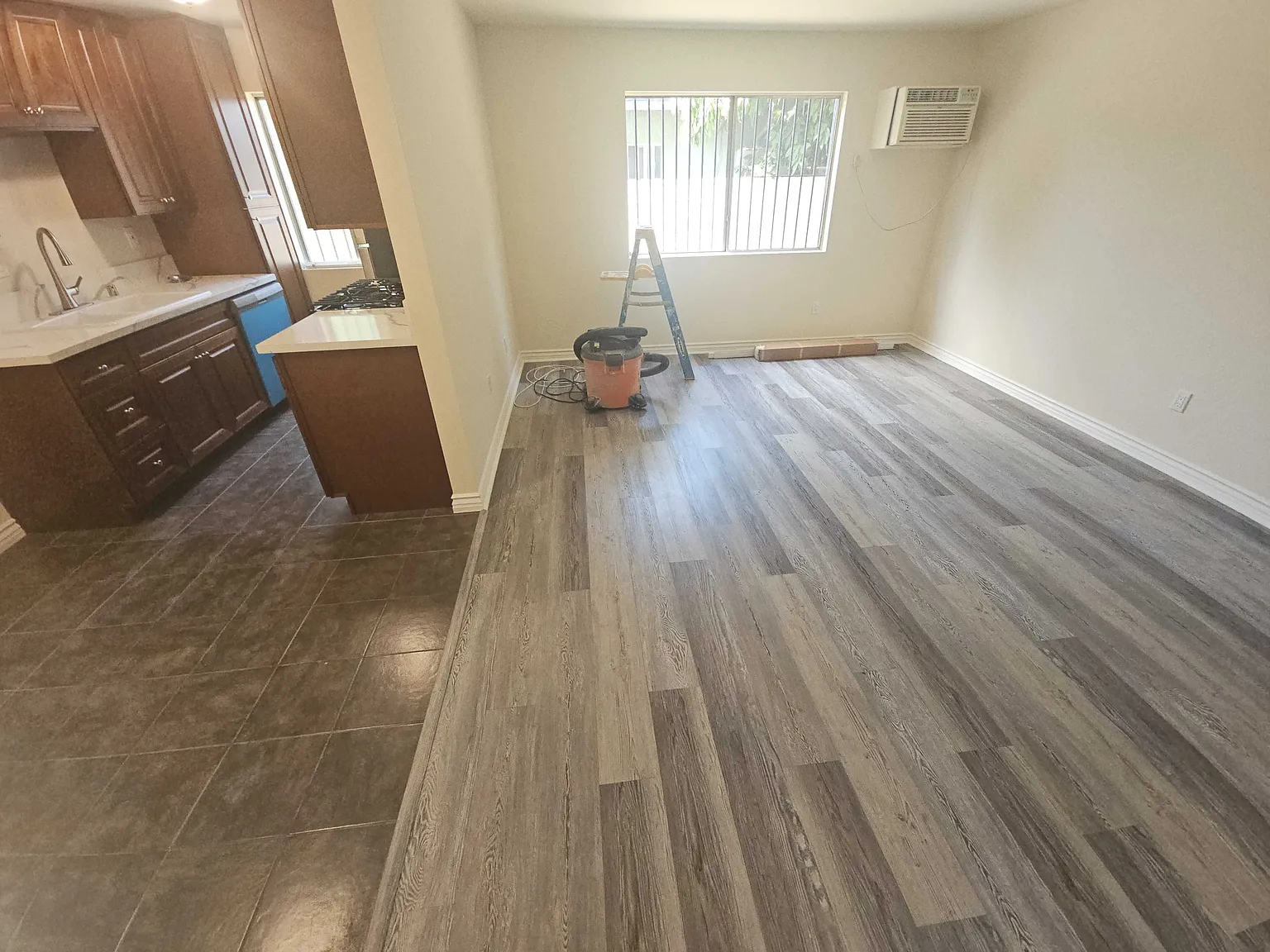 1 bed, $1,824 — Photo 3
