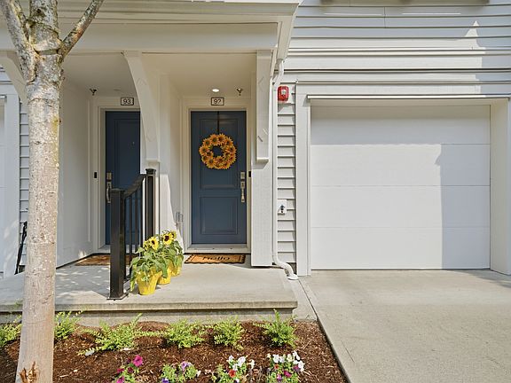 2nd image of 19696 Hammond Rd #92