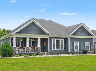 4023 Michael Dr, Suffolk, VA 23432