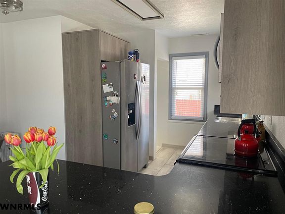 5th image of 2513 Avenue F