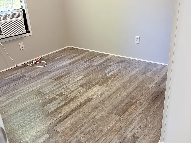 2724 Union Hwy #9 — Photo 2