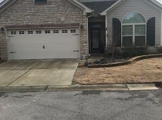 2 Cedar Holly Ln, Brownsboro, AL 35741