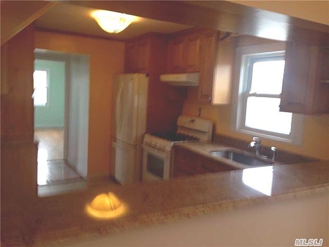 2nd image of 9302 207th St