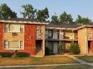 1560 Mark Ave APT 5, Elgin, IL 60123