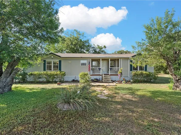 128 Hurst Rd, Axtell, TX 76624