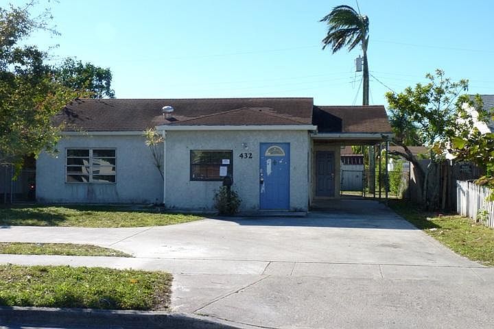 1st image of 432 Forest Hill Blvd