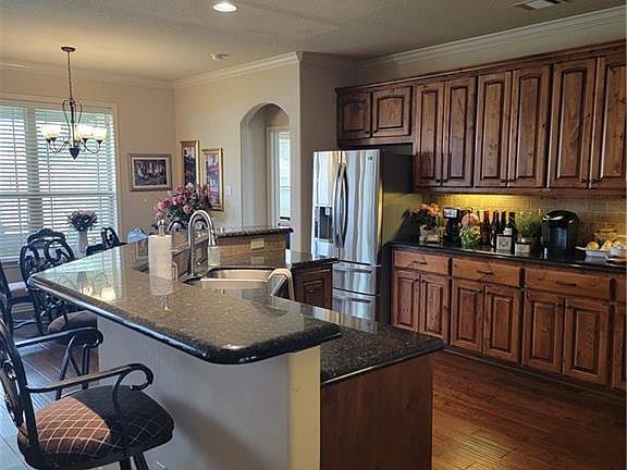 2nd image of 4006 Silver Brook Ct