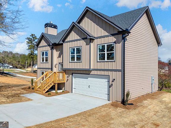 2nd image of 33 Webb Road Ext