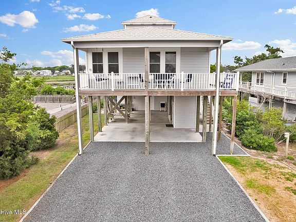 2nd image of 2304 W Pelican Drive