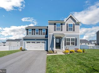 208 Chastain Dr, Honey Brook, PA 19344