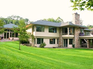 1421 Boulder Point Dr, Hudson, WI 54016