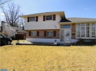 25 Stephen Dr, Glendora, NJ 08029