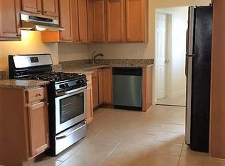 24 Chelsea St #3, Boston, MA 02128