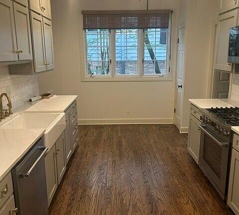 2nd image of 100 Scenic Hwy APT 44
