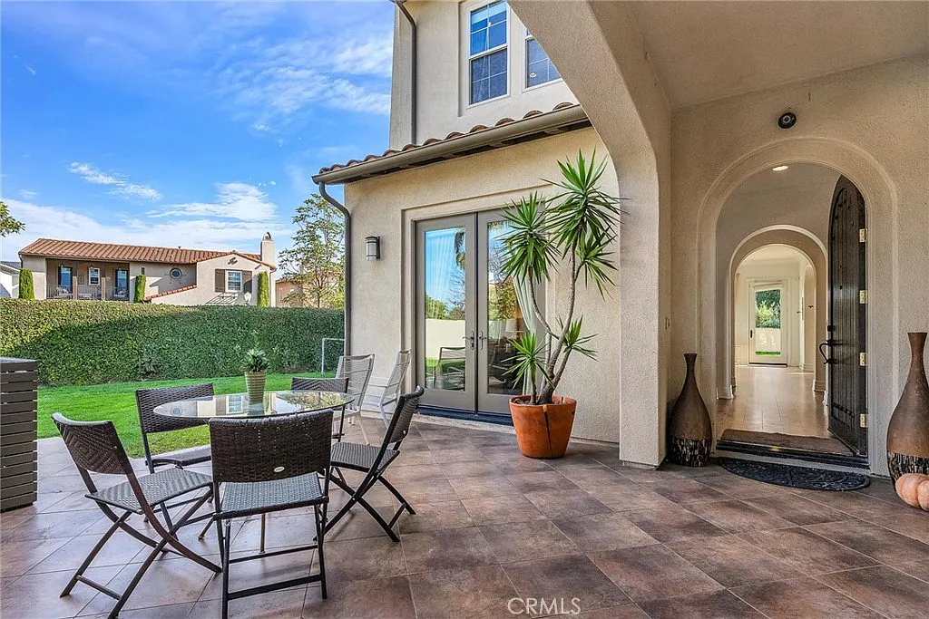 5 bed, 4803 sqft, $19,995 — Photo 2