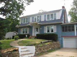 106 Mount Carmel Ln, Aliquippa, PA 15001