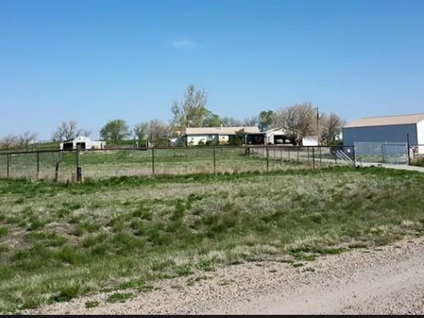 83 N Monkey Rd, Glenrock, WY 82637