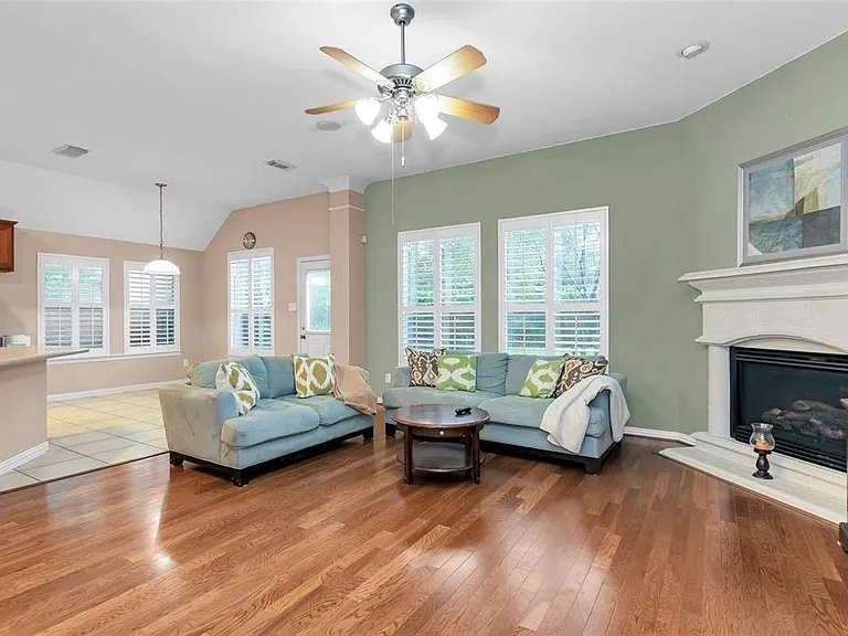8318 Lemonmint Meadow Dr — Photo 17
