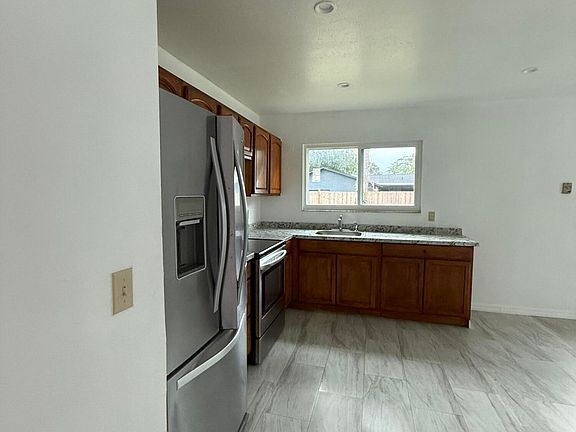4th image of 1278 Port Malabar Blvd NE