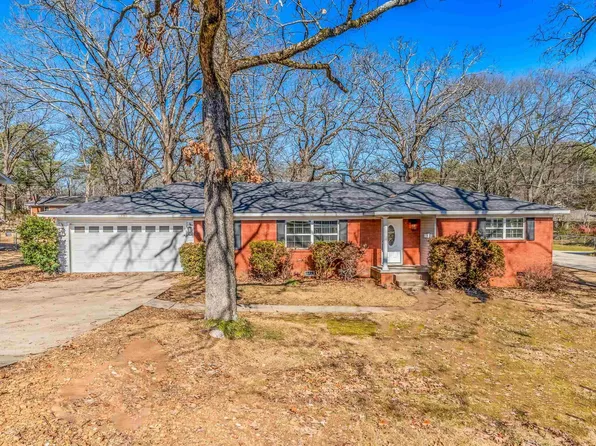 7408 W Markham St, Little Rock, AR 72205